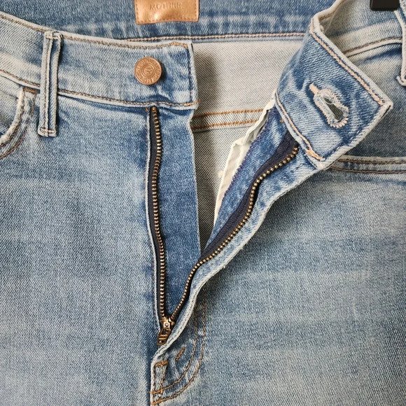 NWT MOTHER | The Hustler Ankle Fray Jeans in Thrilling Shots - Size 27 - Picture 5 of 14